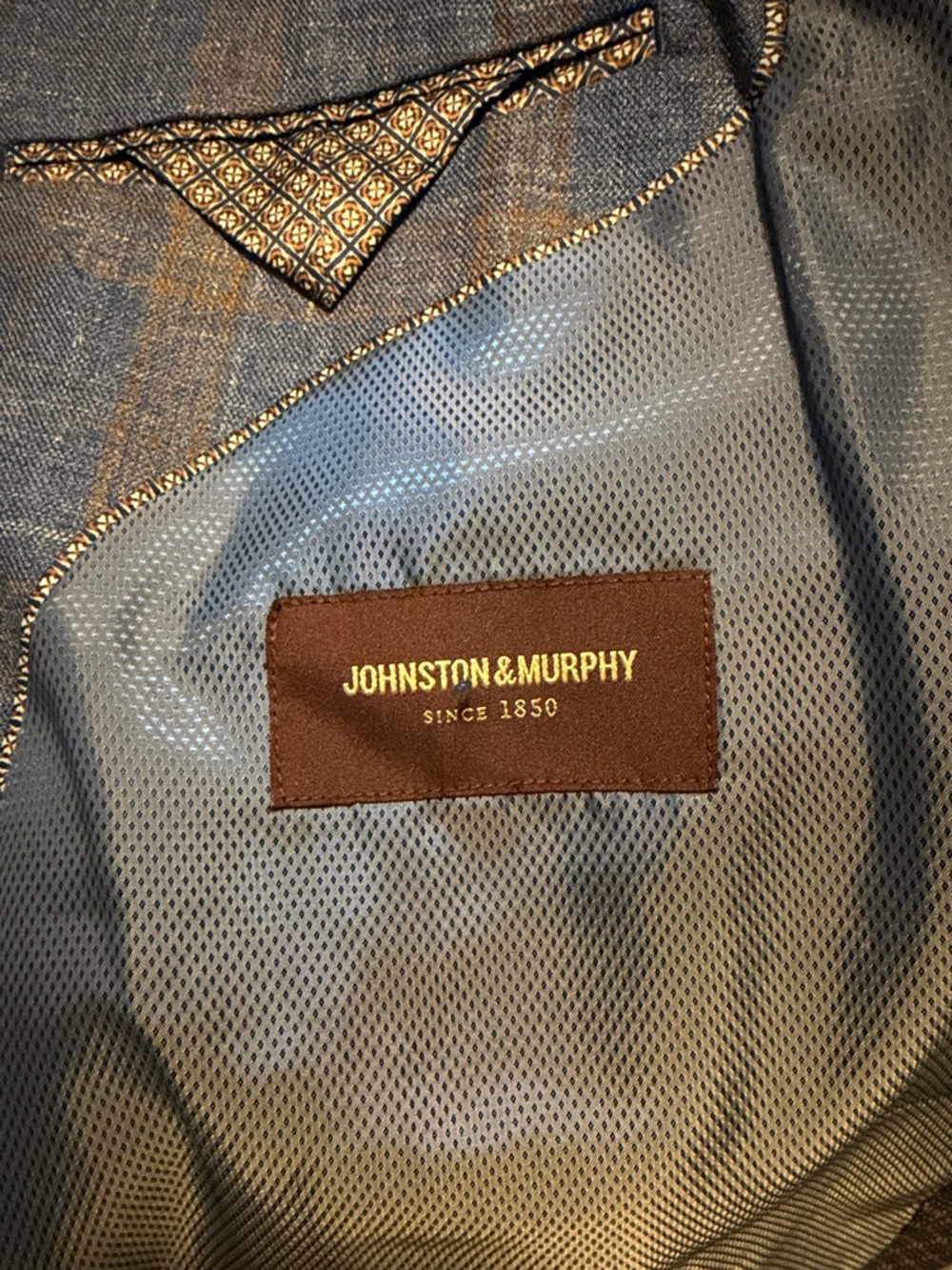Johnston and Murphy Men's Blue Plaid Blazer- Size 3XL - Picture 2 of 3